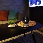 T-r Huset I Hellosan Bostad