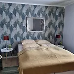 Apartamento T-r Huset I Hellosan
