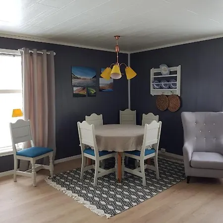 T-r Huset I Hellosan